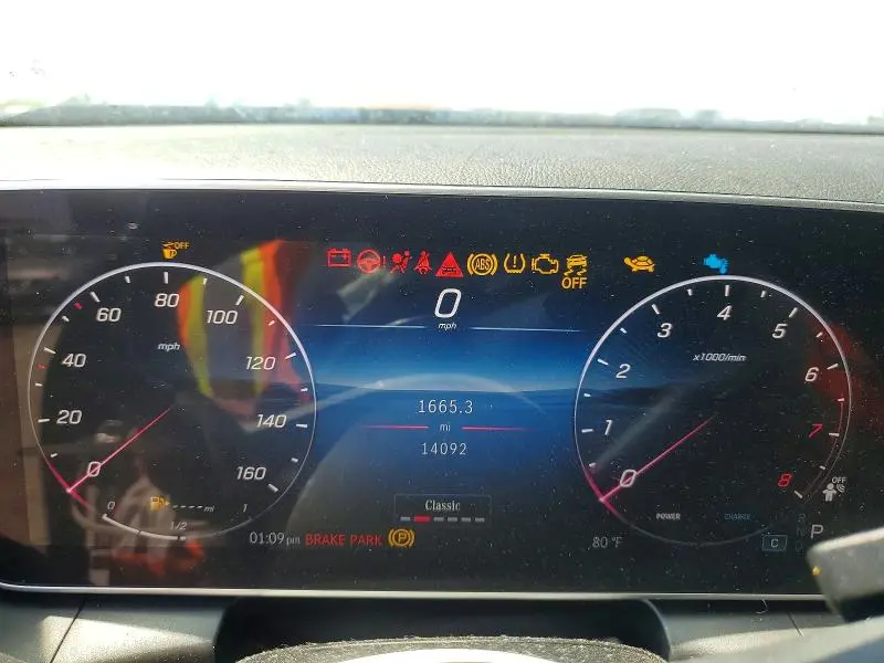 2025 MERCEDES-BENZ GLC 300  