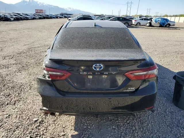 2021 TOYOTA CAMRY XSE