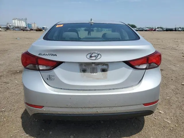 2016 HYUNDAI ELANTRA SE  