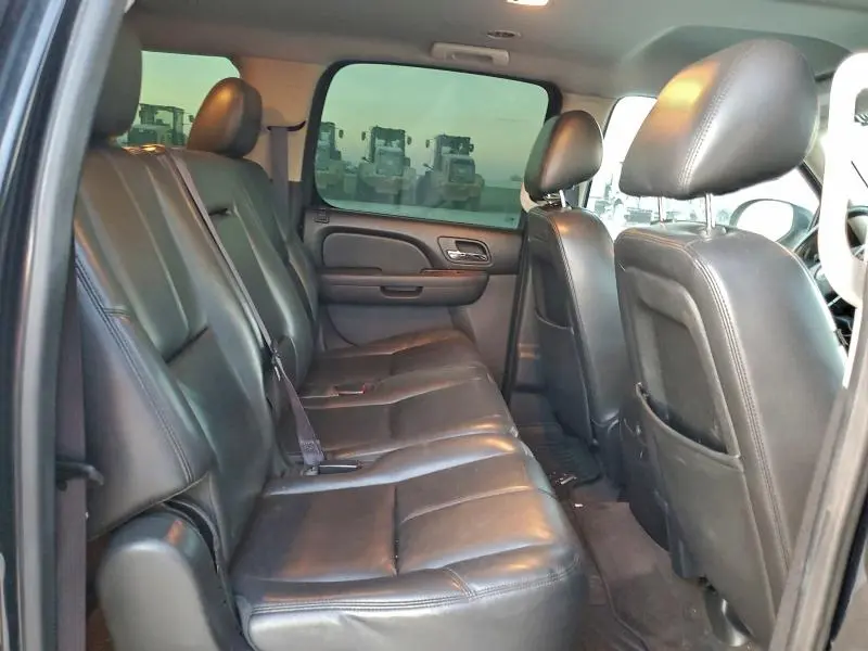 2012 CHEVROLET SUBURBAN C1500 LT  