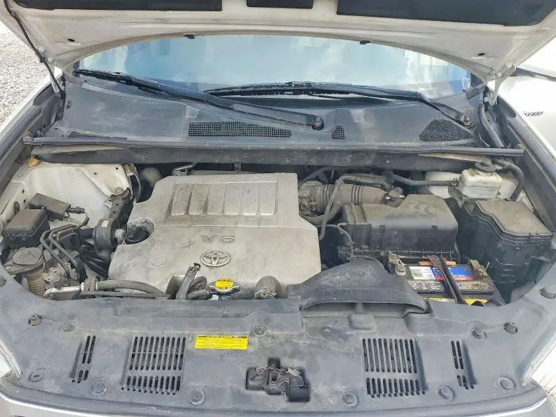 2011 TOYOTA HIGHLANDER LIMITED  