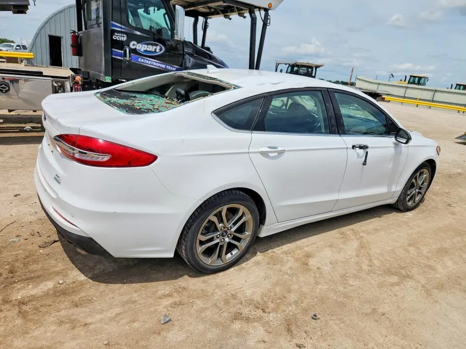 2020 FORD FUSION SEL  