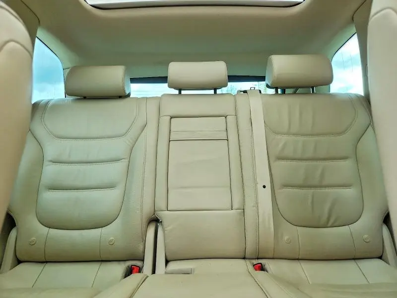 2015 VOLKSWAGEN TOUAREG V6 TDI  