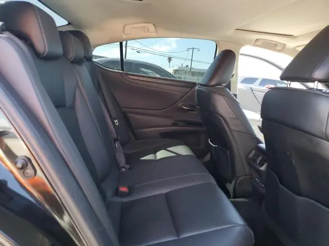 2023 LEXUS ES 300H BASE  