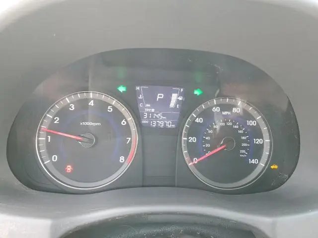 2012 HYUNDAI ACCENT GLS  