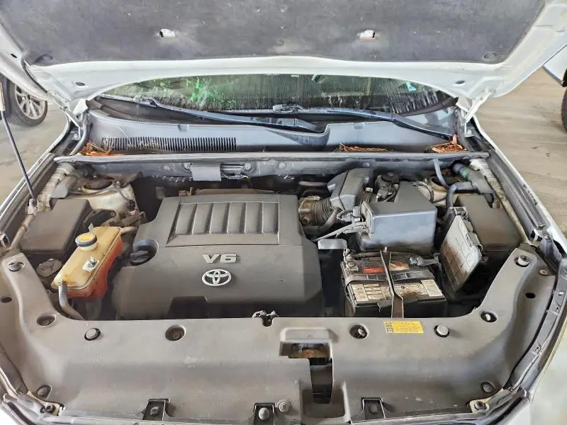 2010 TOYOTA RAV4 LIMITED  