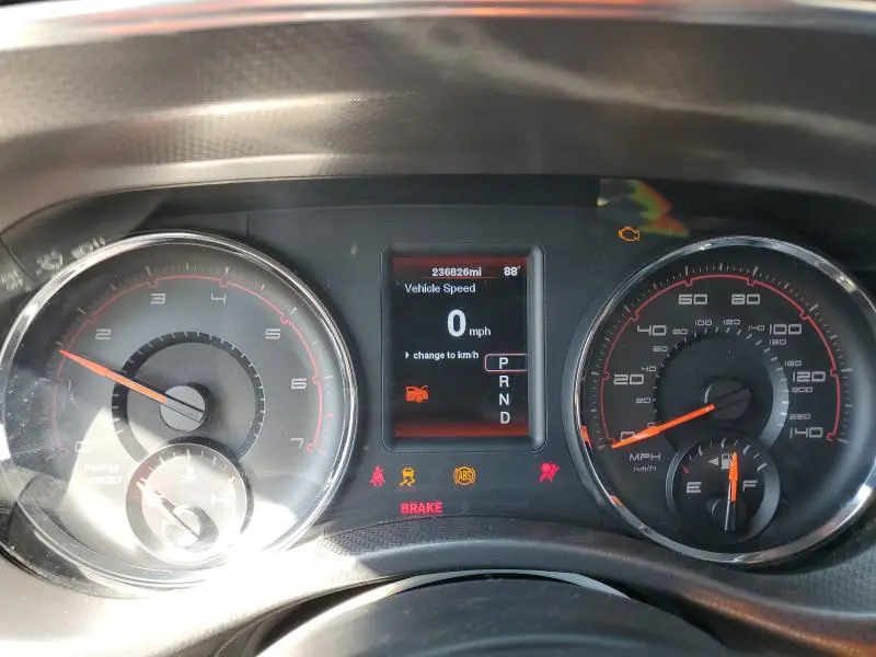 2012 DODGE CHARGER SE  