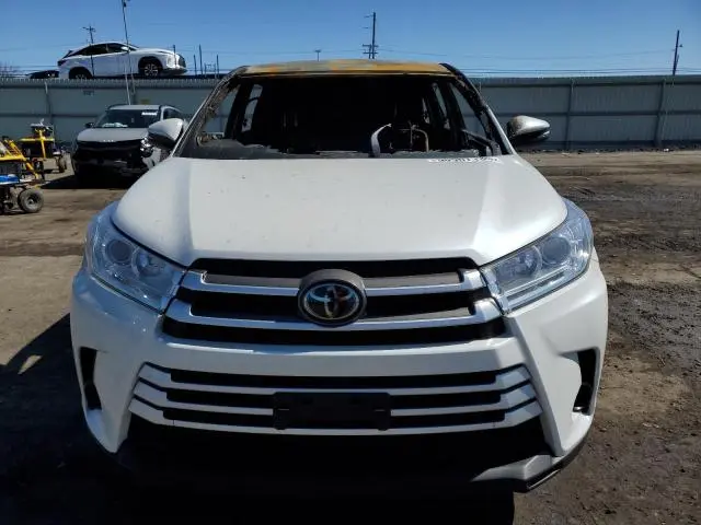 2019 TOYOTA HIGHLANDER LE  
