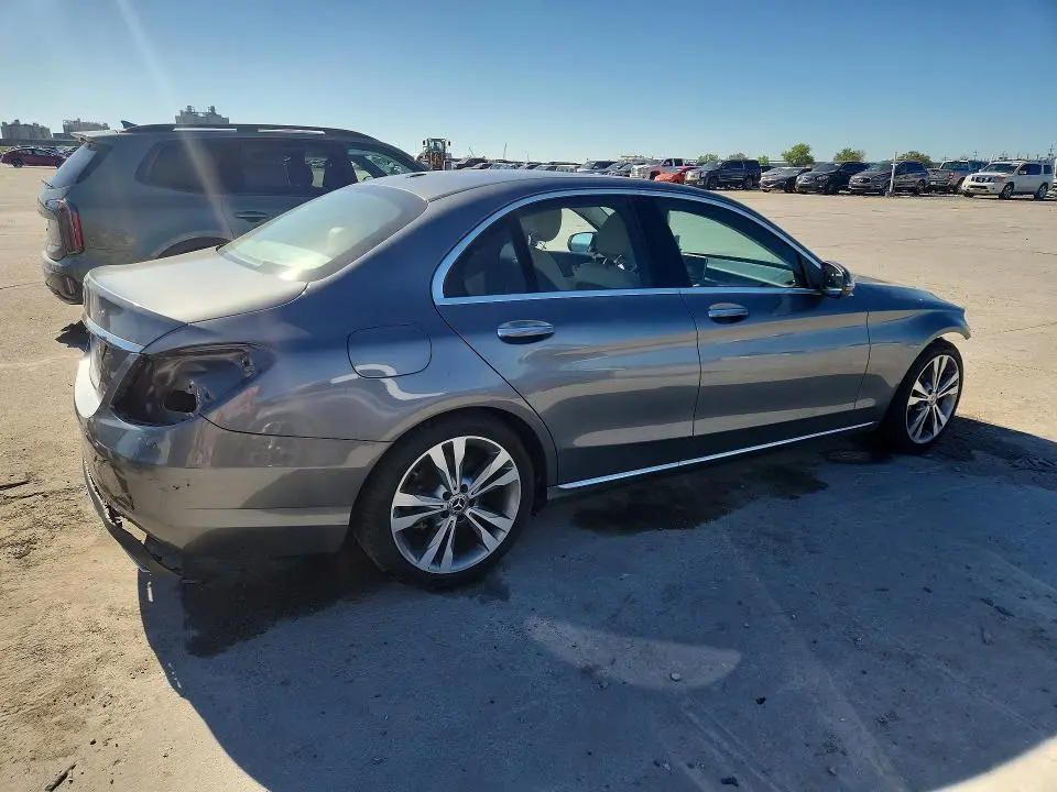 2018 MERCEDES-BENZ C 300  