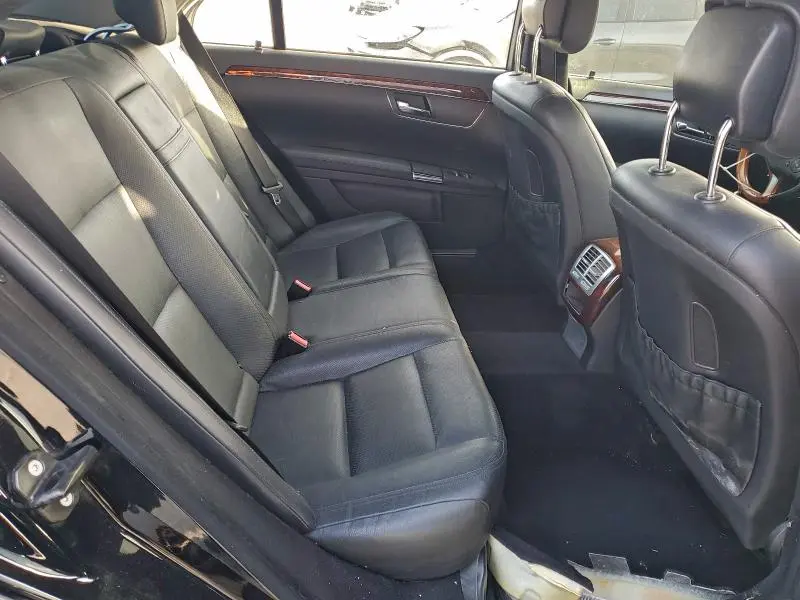 2010 MERCEDES-BENZ S 550  