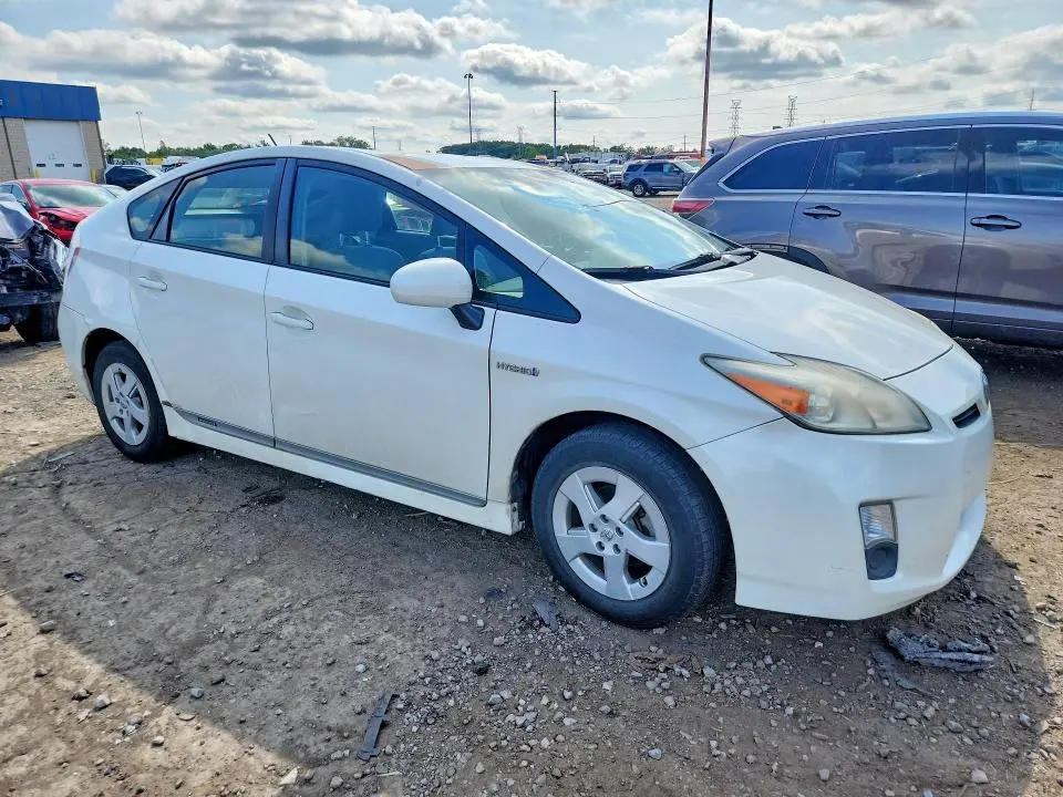 2010 TOYOTA PRIUS II  