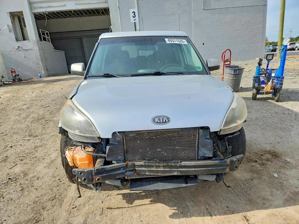 2012 KIA SOUL +  