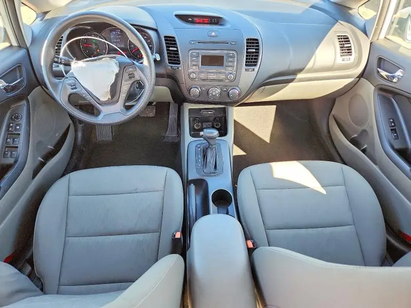 2015 KIA FORTE LX  