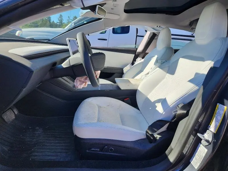 2024 TESLA MODEL 3   
