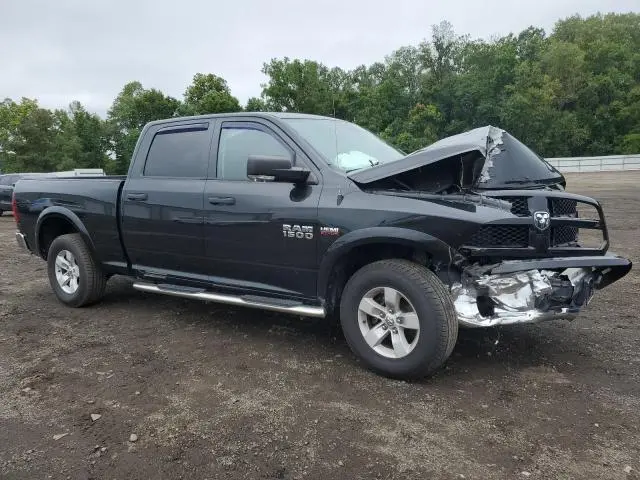 2016 RAM 1500 SLT