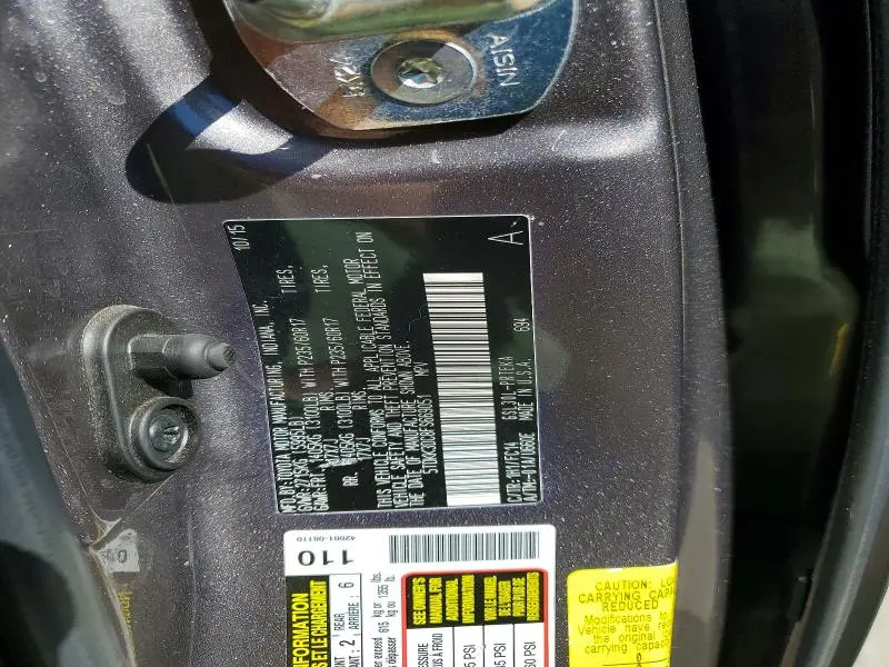 2015 TOYOTA SIENNA LE  