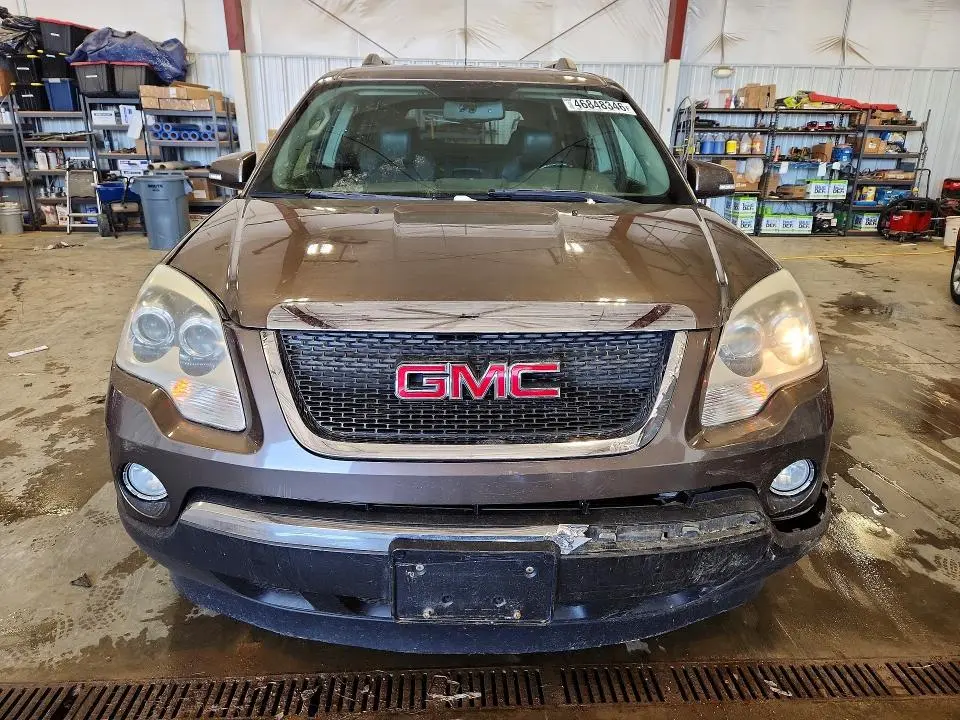 2010 GMC ACADIA SLT-2  