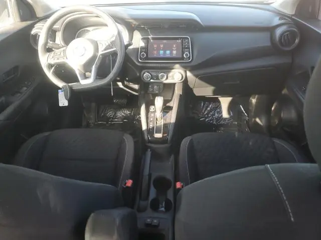 2021 NISSAN KICKS S  