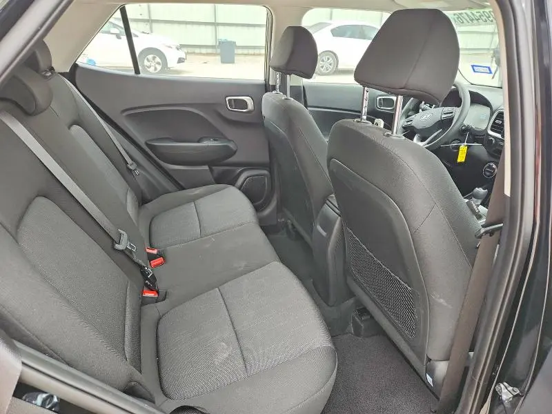 2026 HYUNDAI VENUE SE  