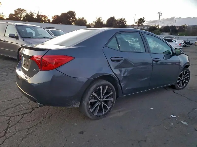 2019 TOYOTA COROLLA SE  