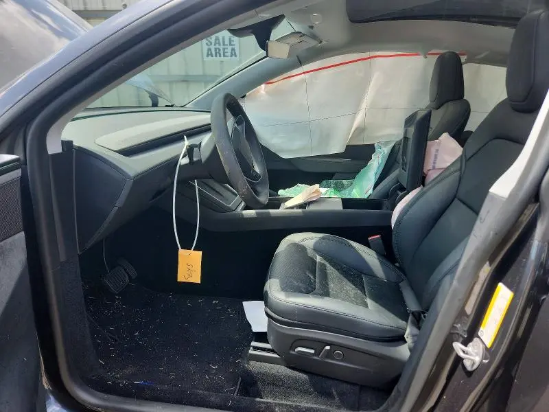2026 TESLA MODEL Y   