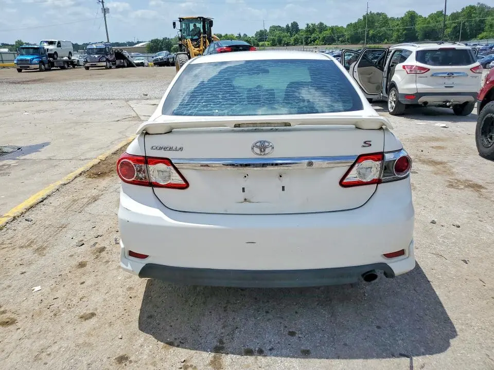 2013 TOYOTA COROLLA S  