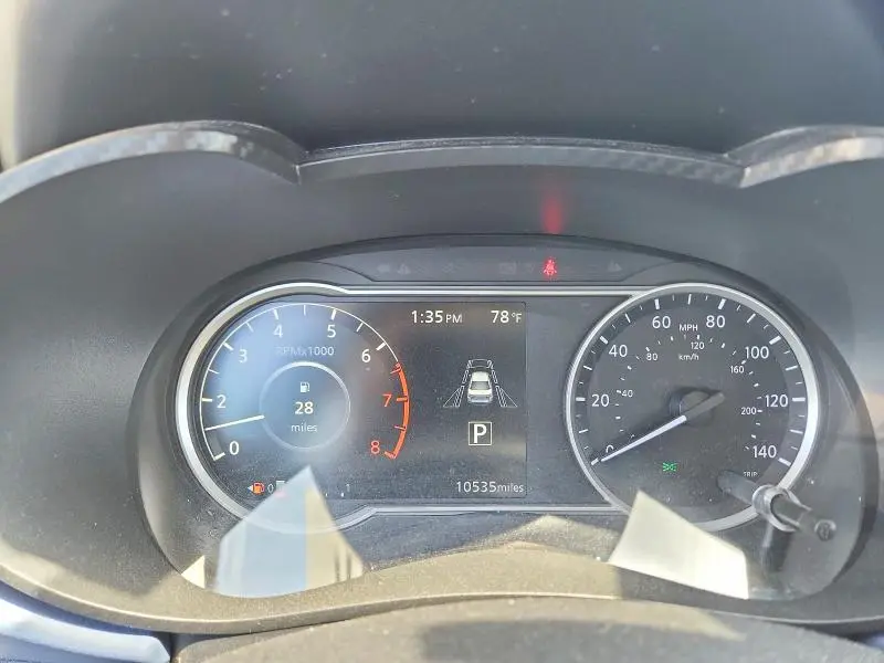 2023 NISSAN VERSA SV  