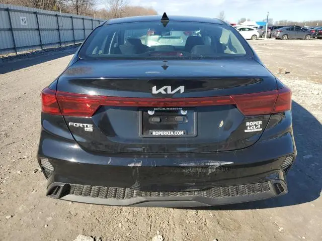 2024 KIA FORTE LX  