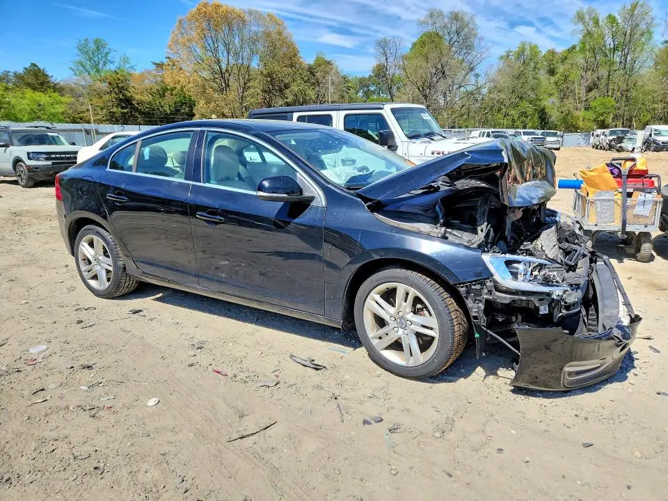 2015 VOLVO S60 PREMIER  