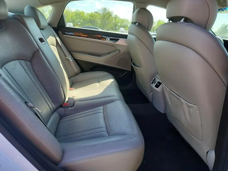 2016 HYUNDAI GENESIS 3.8L  