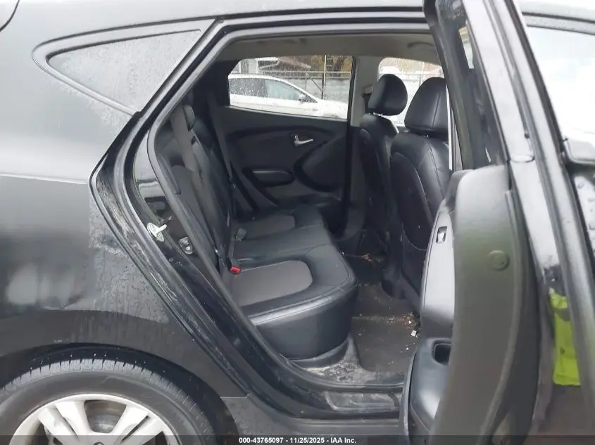 2011 HYUNDAI TUCSON GLS