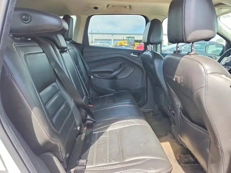 2017 FORD ESCAPE TITANIUM  