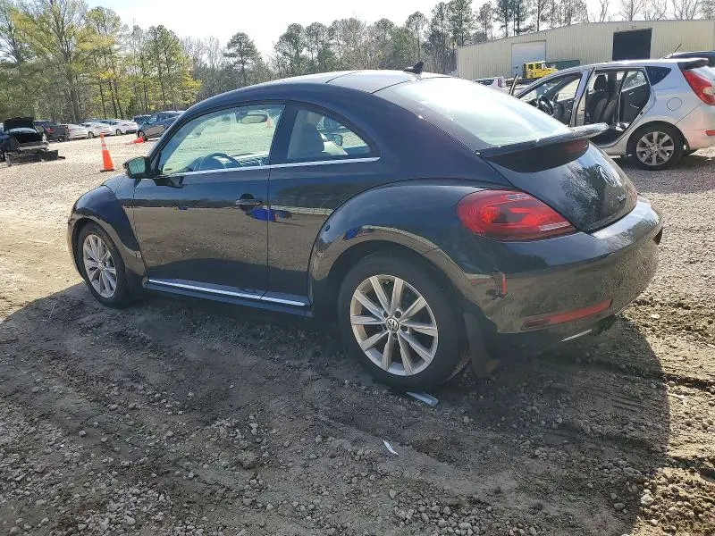 2018 VOLKSWAGEN BEETLE SE  