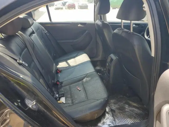 2016 VOLKSWAGEN JETTA SEL  