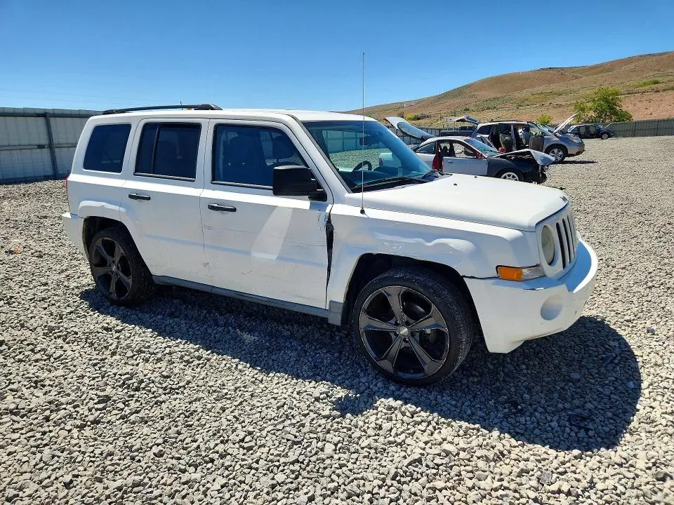 2010 JEEP PATRIOT SPORT  