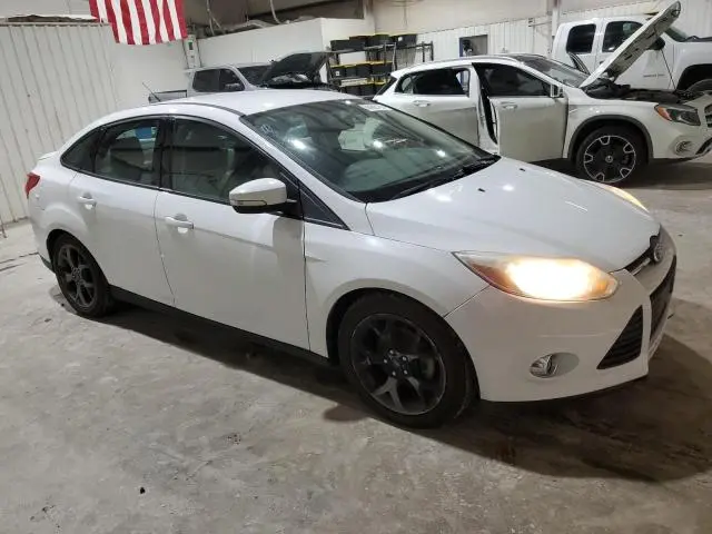 2014 FORD FOCUS SE  