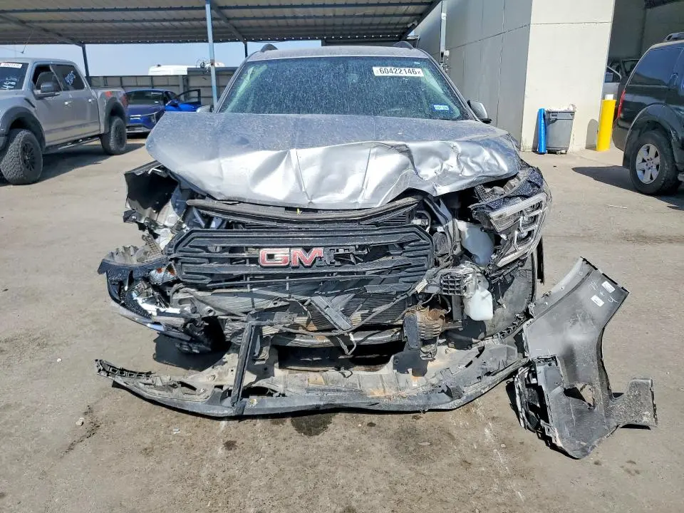 2023 GMC TERRAIN   
