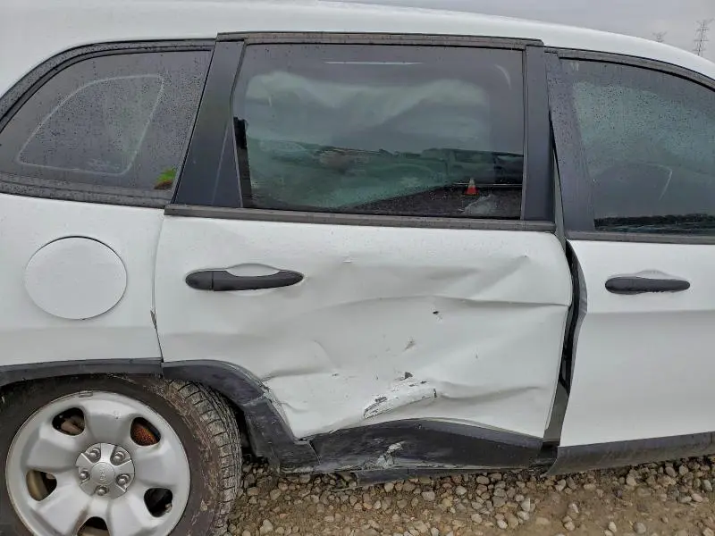 2014 JEEP CHEROKEE SPORT  