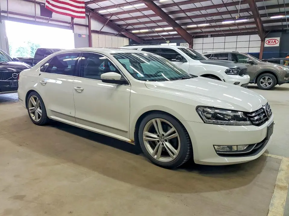 2014 VOLKSWAGEN PASSAT SEL  