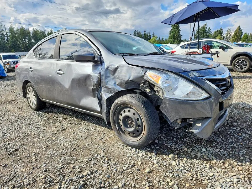 2016 NISSAN VERSA 1.6 SV  