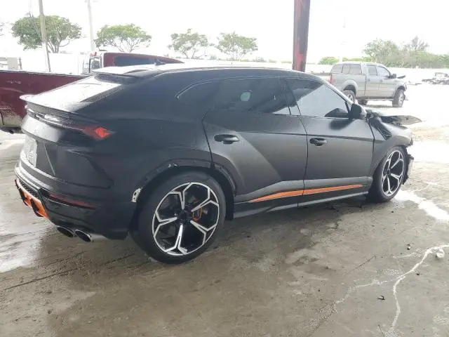 2019 LAMBORGHINI URUS   
