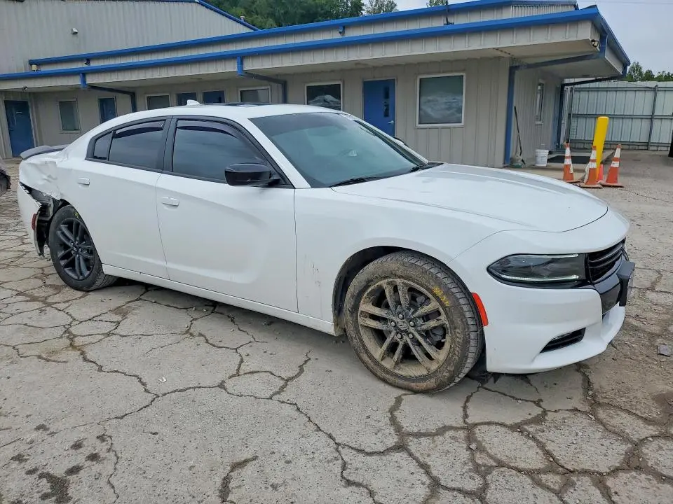2019 DODGE CHARGER SXT  