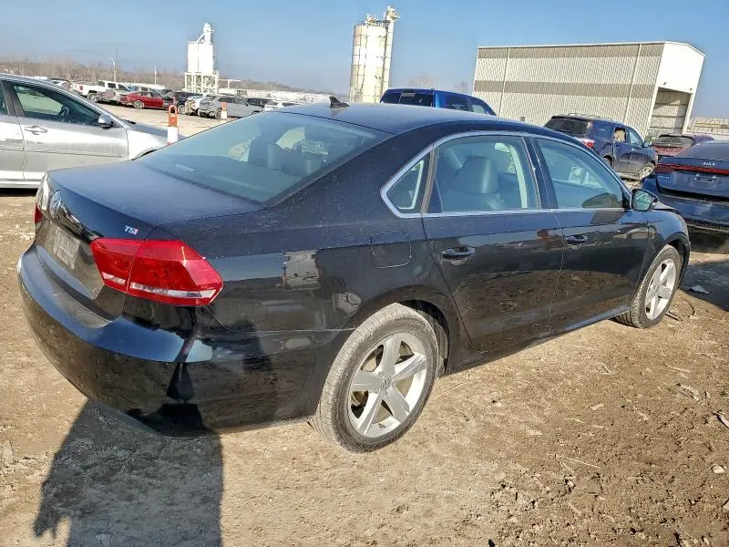 2015 VOLKSWAGEN PASSAT S  