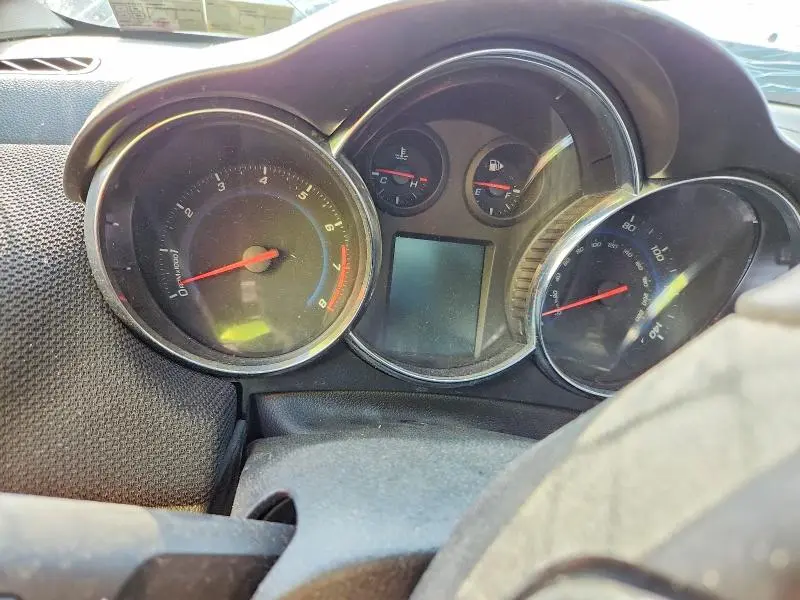 2011 CHEVROLET CRUZE LT  
