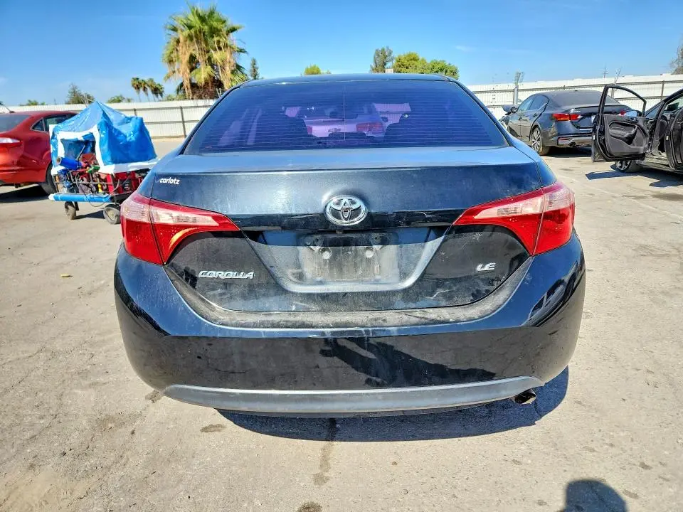 2018 TOYOTA COROLLA LE  