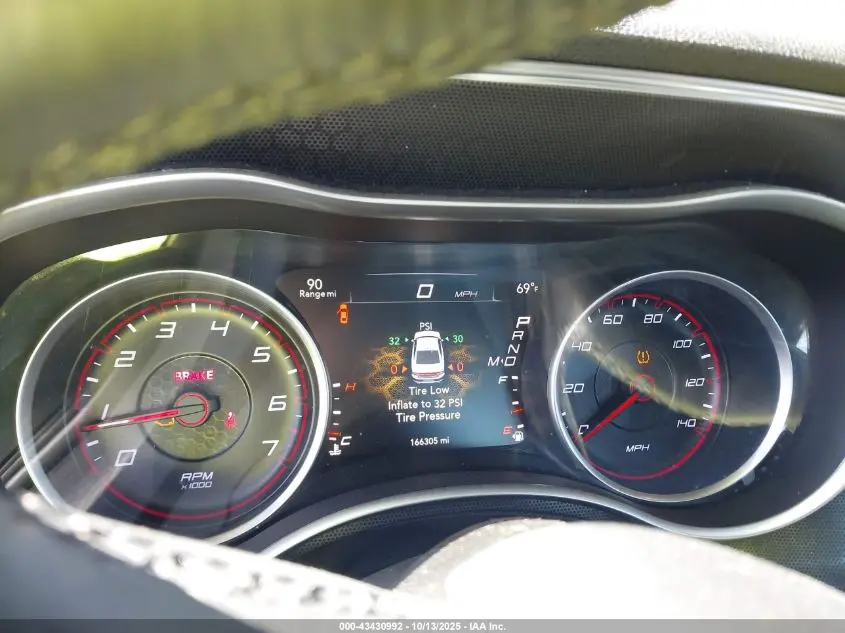 2015 DODGE CHARGER SXT