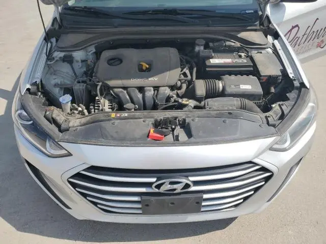 2018 HYUNDAI ELANTRA SE