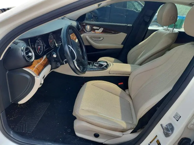 2017 MERCEDES-BENZ E 300  