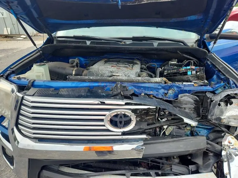 2016 TOYOTA TUNDRA CREWMAX LIMITED  