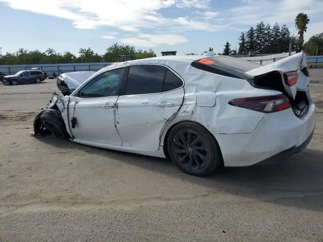 2022 TOYOTA CAMRY LE  